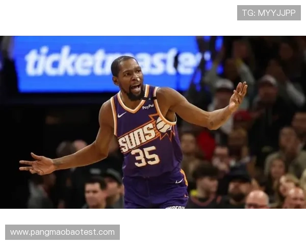 阿门赞杜兰特职业态度出色训练如赛场展现顶级球星风范